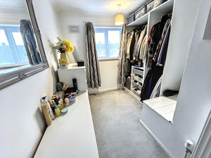 Bedroom- click for photo gallery